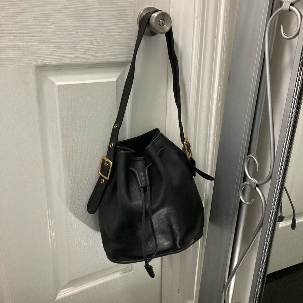 90s Coach Lula’s Legacy Black Leather Drawstring Crossbody Bucket Shoulder Bag